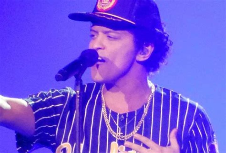 Did Bruno Mars write his own songs?