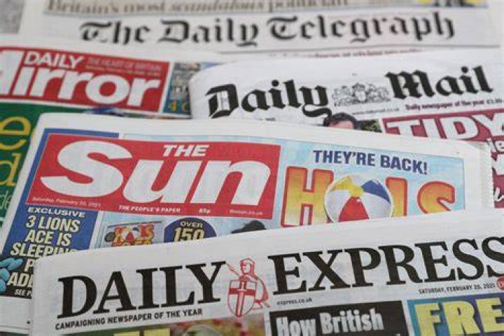 How many newspapers are printed in the UK?