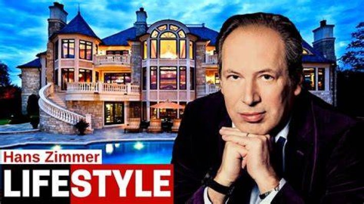 How much money does Hans Zimmer make a year?